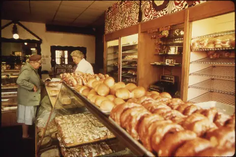 Crumbs Family Bakery photo 1